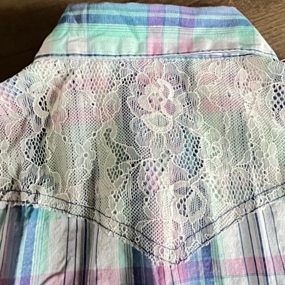 Wrangler Wrancher Women Medium Sleeveless Pearl Snap Shirt Plaid Western Country - Picture 8 of 10